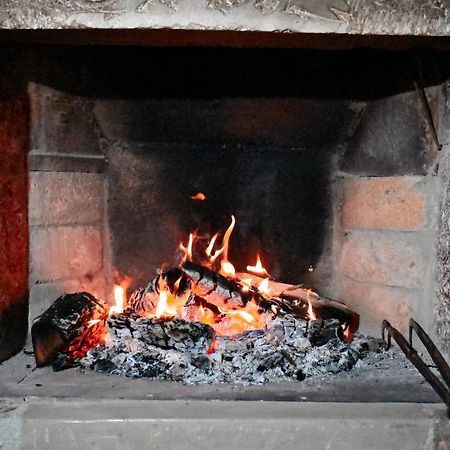Lodges Veis Kamenice Екстериор снимка