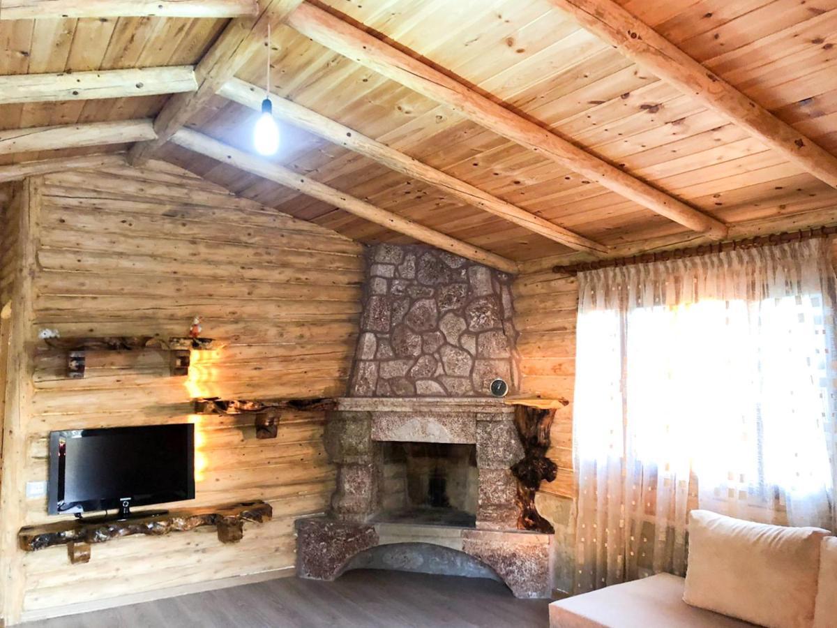 Lodges Veis Kamenice Екстериор снимка