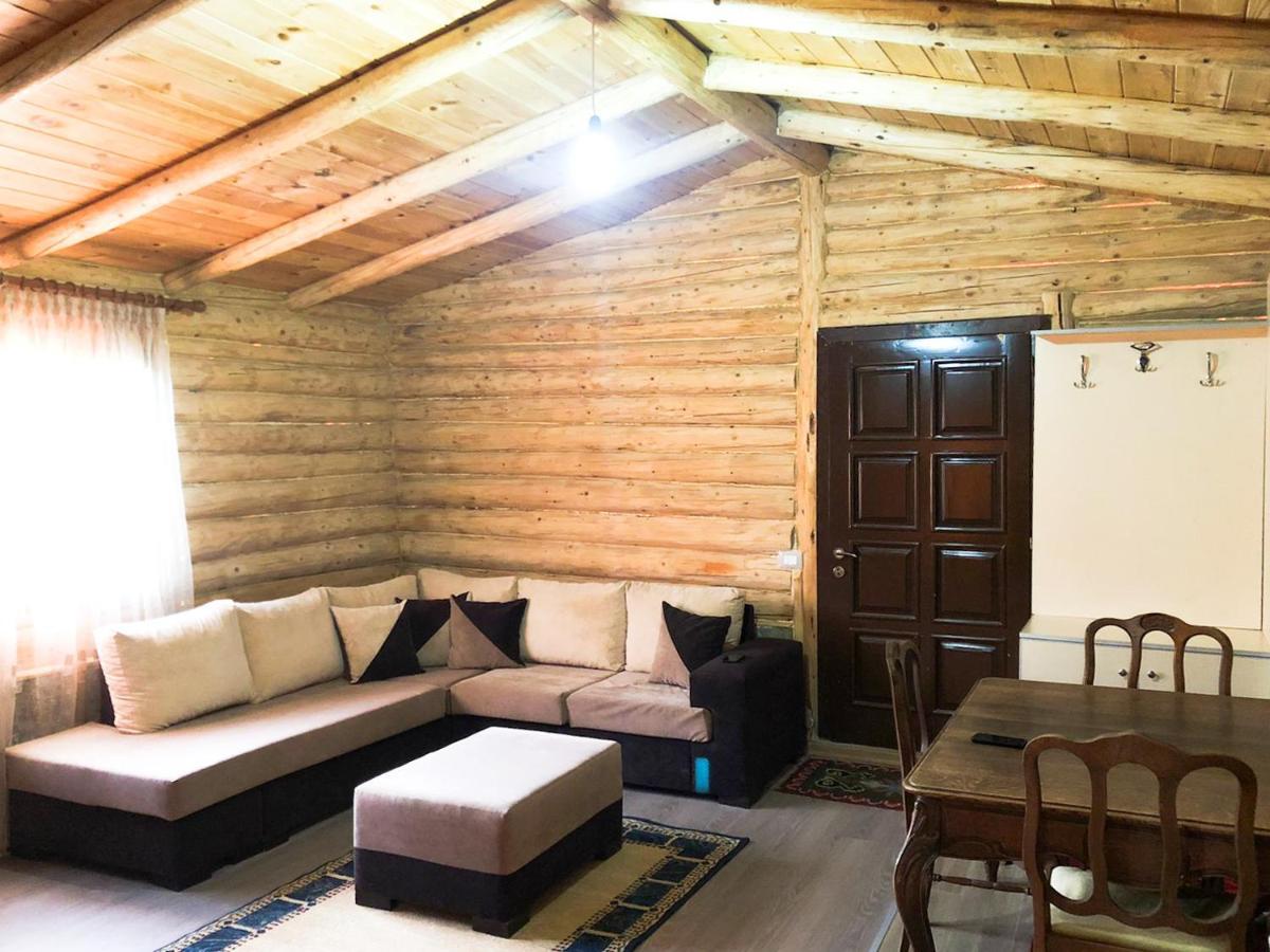 Lodges Veis Kamenice Екстериор снимка